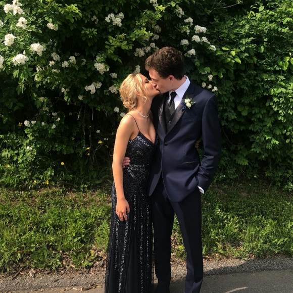 Prom Gown - Picture 3 of 6